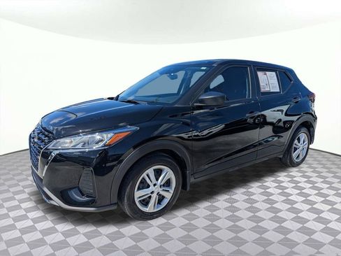 Used 2025 Nissan Kicks Play S FWD image 5
