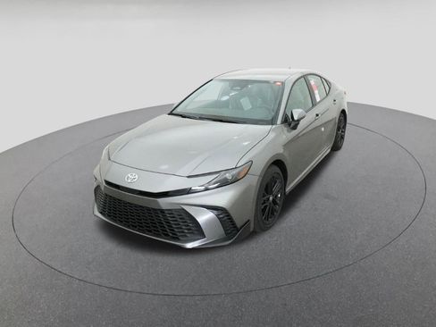 New 2026 Toyota Camry SE image 16