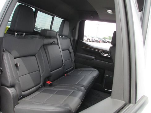 Used 2025 GMC Sierra 1500 Elevation w/ Elevation Premium Package AWD/4WD image 25