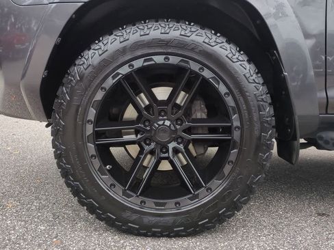 Used 2020 Toyota 4Runner SR5 Premium image 14