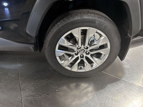 Used 2025 Toyota RAV4 XLE Premium image 12