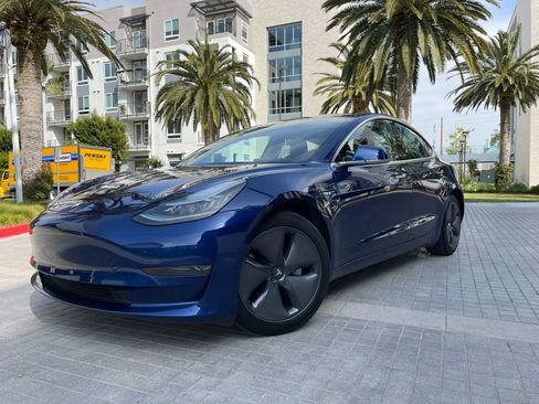 Used 2020 Tesla Model 3 Long Range AWD/4WD image 2