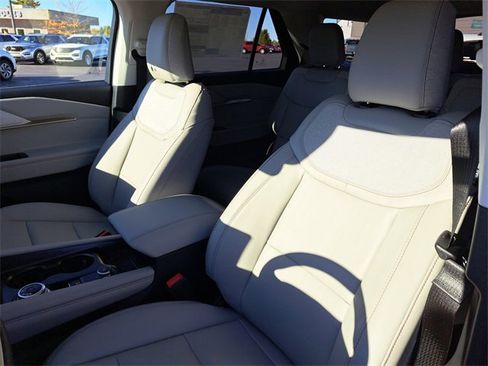 New 2026 Ford Explorer Active image 8