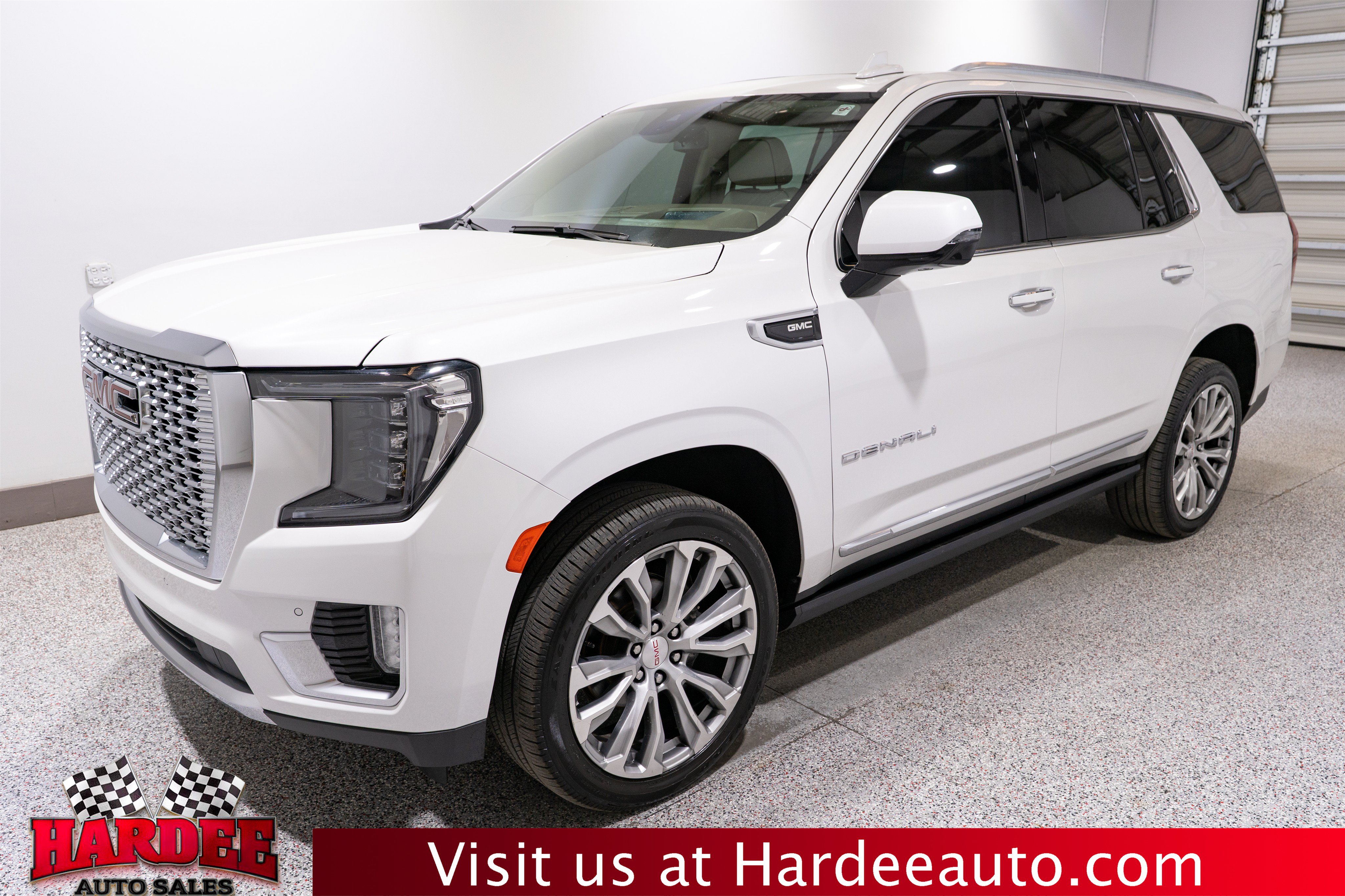 Used 2023 GMC Yukon Denali AWD/4WD image 2