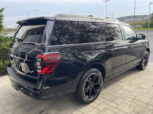 Used 2022 Ford Expedition Max Limited image 7