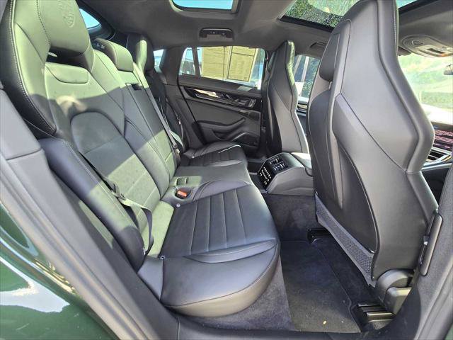 Used 2026 Porsche Panamera RWD image 12