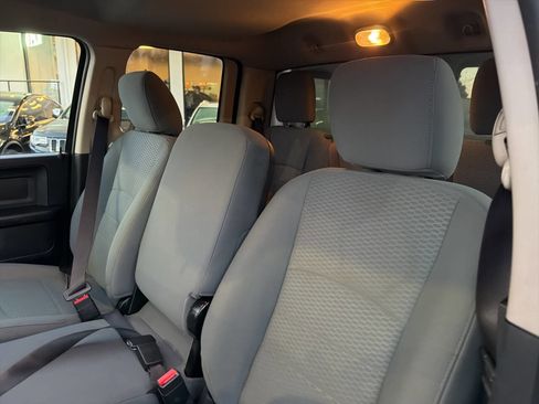 Used 2017 RAM 1500 ST w/ SXT Appearance Group image 24