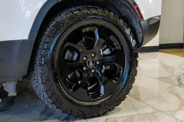 Used 2021 Land Rover Defender 110 SE AWD/4WD image 86