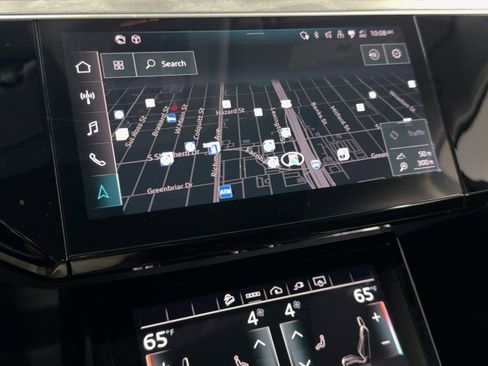 Used 2024 Audi Q8 e-tron Premium Plus image 24