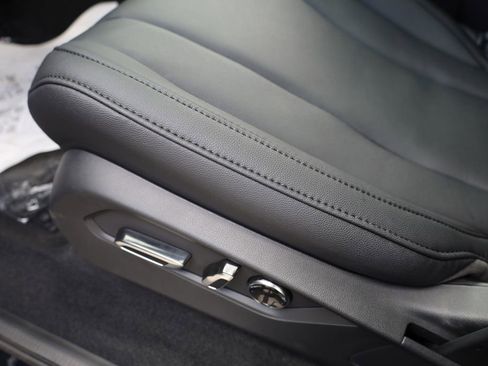 New 2026 Acura MDX SH-AWD image 13