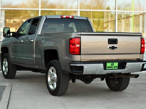 Used 2017 Chevrolet Silverado 2500 LTZ w/ Vortec Plus Package image 5