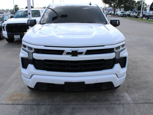 Used 2025 Chevrolet Silverado 1500 RST AWD/4WD image 3