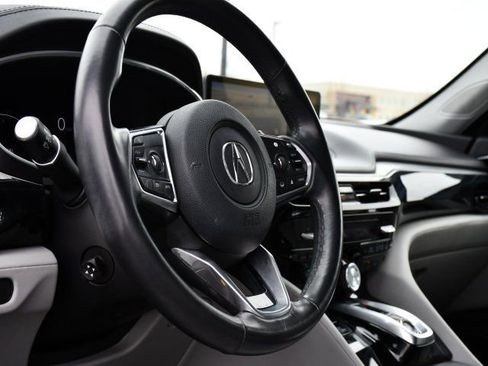 Used 2023 Acura MDX SH-AWD w/ Technology Package image 14