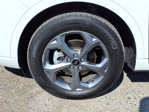 Used 2024 Ford Escape ST-Line w/ Tech Pack #1 AWD/4WD image 9