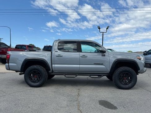 Used 2021 Toyota Tacoma SR5 w/ Trail Edition AWD/4WD image 5