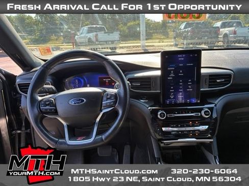 Used 2023 Ford Explorer ST w/ Technology Package AWD/4WD image 12