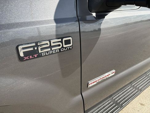 Used 2004 Ford F250 XLT RWD image 6