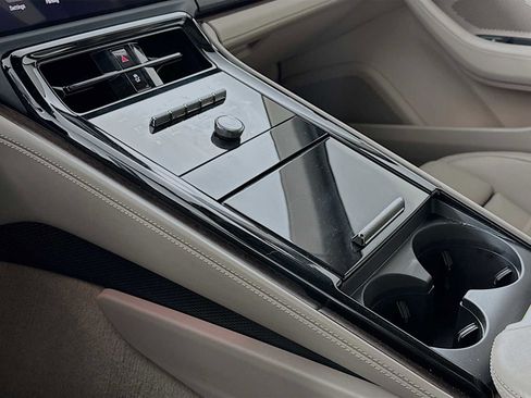 Certified 2024 Porsche Panamera 4 image 19