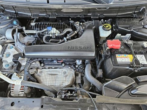 Used 2020 Nissan Rogue SV image 22