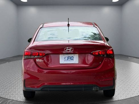 Used 2021 Hyundai Accent SE w/ Cargo Package FWD image 5