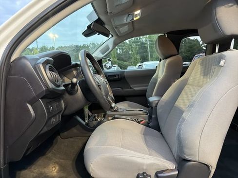Used 2020 Toyota Tacoma SR RWD image 11