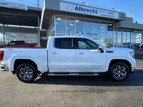 Certified 2022 GMC Sierra 1500 SLT w/ SLT Premium Plus Package image 8