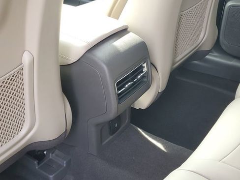 Certified 2024 Lincoln Corsair Premiere image 28