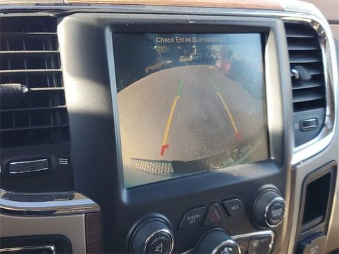 Used 2015 RAM 1500 Laramie w/ Convenience Group image 20