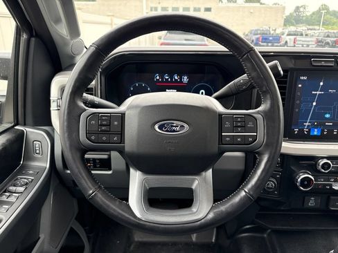 Used 2024 Ford F250 XLT w/ Black Appearance Package AWD/4WD image 10