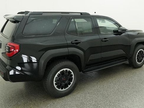 New 2026 Toyota 4Runner TRD Off-Road Premium AWD/4WD image 9