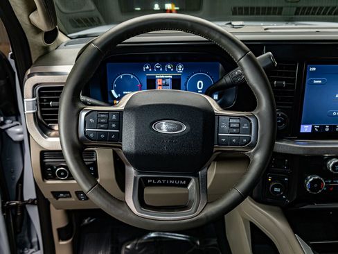 Used 2026 Ford F350 Platinum w/ Platinum Plus Package image 19