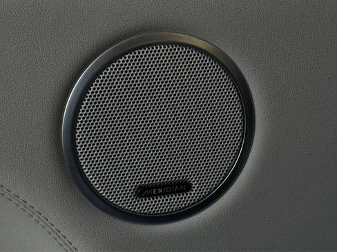 Used 2016 Land Rover Range Rover HSE image 22