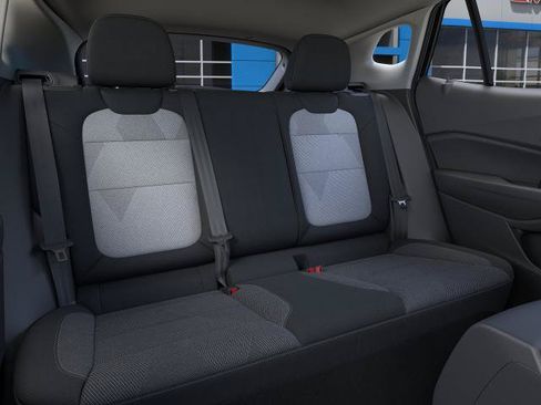 New 2026 Chevrolet Trax LS w/ LS Convenience Package FWD image 17