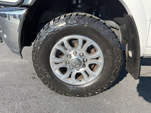 Used 2016 RAM 2500 Laramie w/ Convenience Group image 16