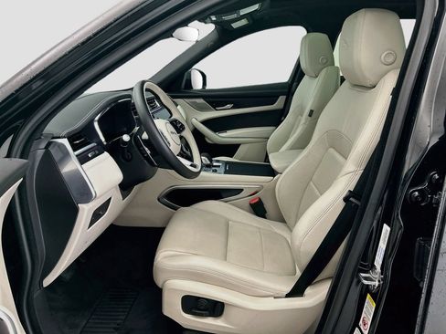 Used 2026 Jaguar F-PACE R-Dynamic S AWD/4WD image 17