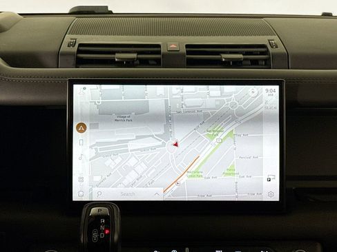 Used 2023 Land Rover Defender 110 X image 24