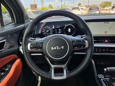 Used 2023 Kia Sportage SX image 24