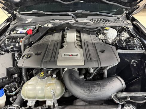 Used 2020 Ford Mustang GT RWD image 39