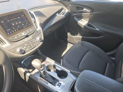 Used 2024 Chevrolet Malibu LT FWD image 26