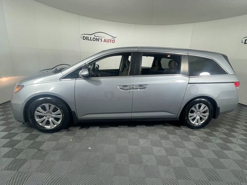 Used 2016 Honda Odyssey SE image 3