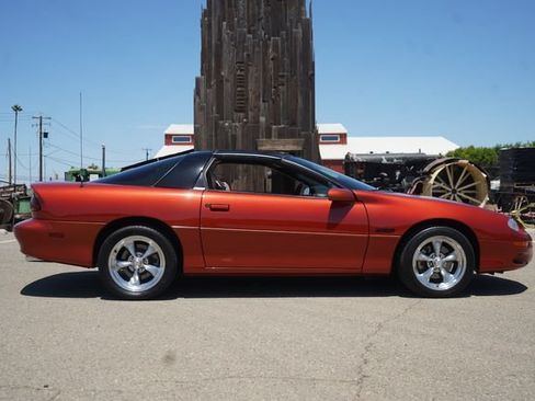Used 2002 Chevrolet Camaro Z28 w/ Preferred Equipment Group 2 RWD image 11