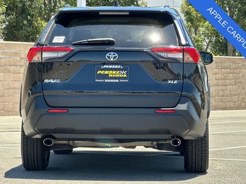 Used 2023 Toyota RAV4 XLE FWD image 5