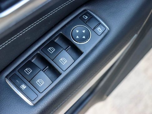 Used 2014 Mercedes-Benz E 350 Cabriolet image 19