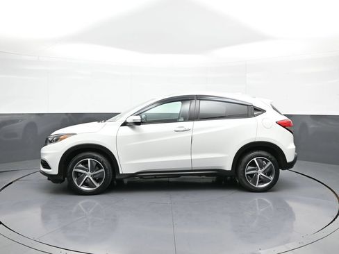 Used 2021 Honda HR-V EX-L image 9