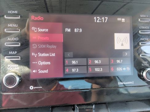 Used 2023 Toyota Camry SE FWD image 25