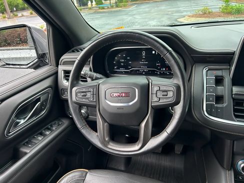 Used 2022 GMC Yukon AT4 AWD/4WD image 26