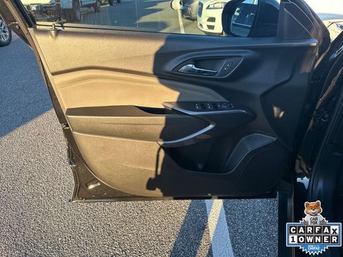 Used 2026 Chevrolet Trax ACTIV image 10