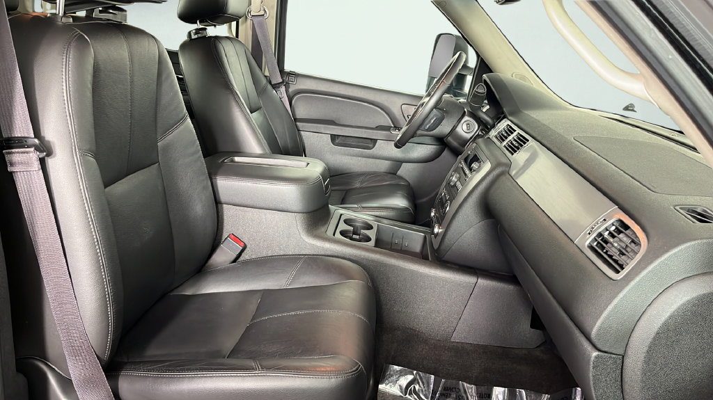 Used 2013 Chevrolet Silverado 2500 LTZ AWD/4WD image 20