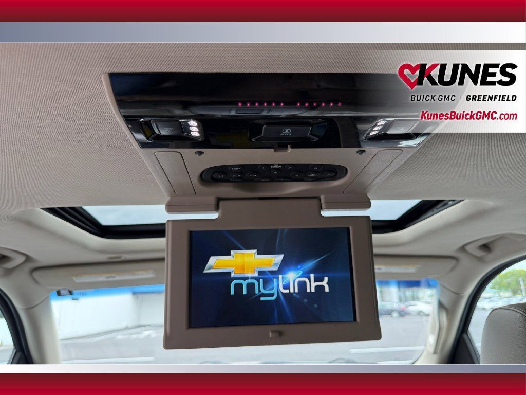 Used 2015 Chevrolet Suburban LTZ AWD/4WD image 35
