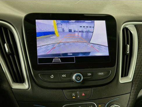 Used 2023 Chevrolet Malibu LT FWD image 13